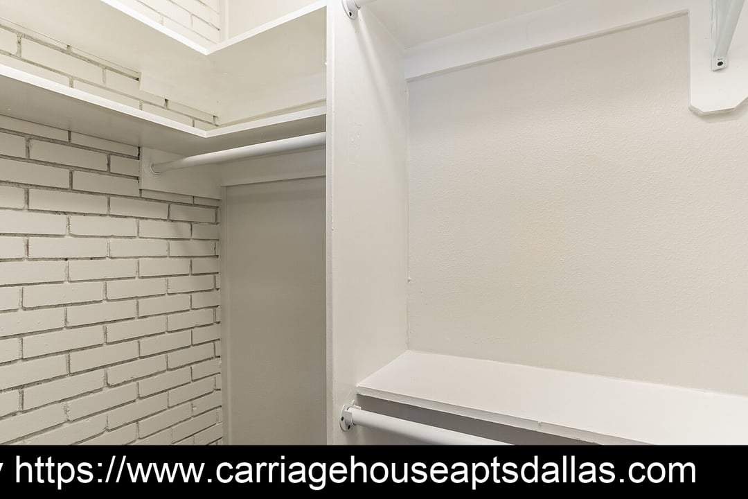 Carriage House - 25